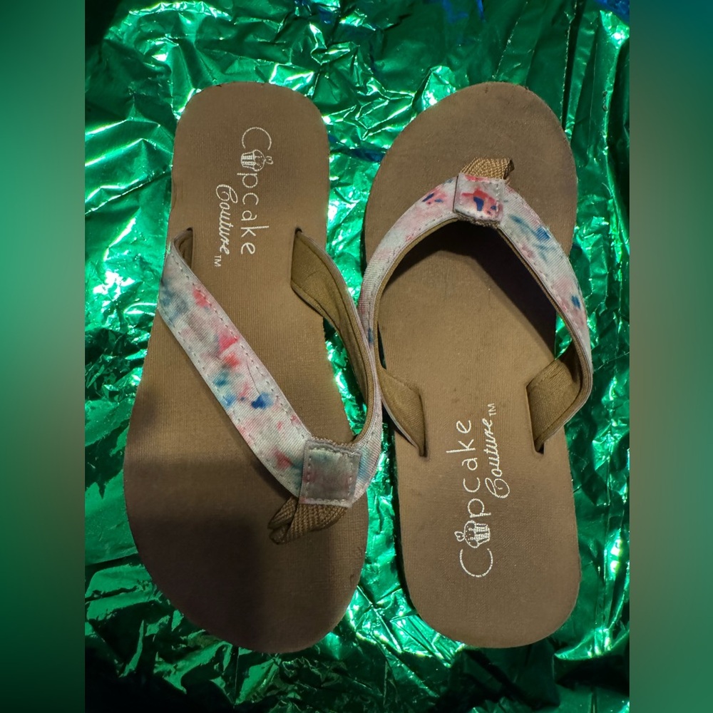 Girls cupcake courture Sandals size 13